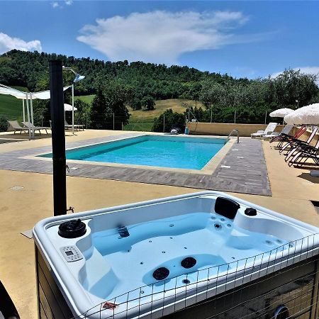 Agriturismo La Terrazza Valfabbrica ภายนอก รูปภาพ