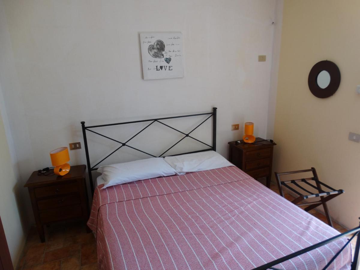 Agriturismo La Terrazza Valfabbrica ภายนอก รูปภาพ