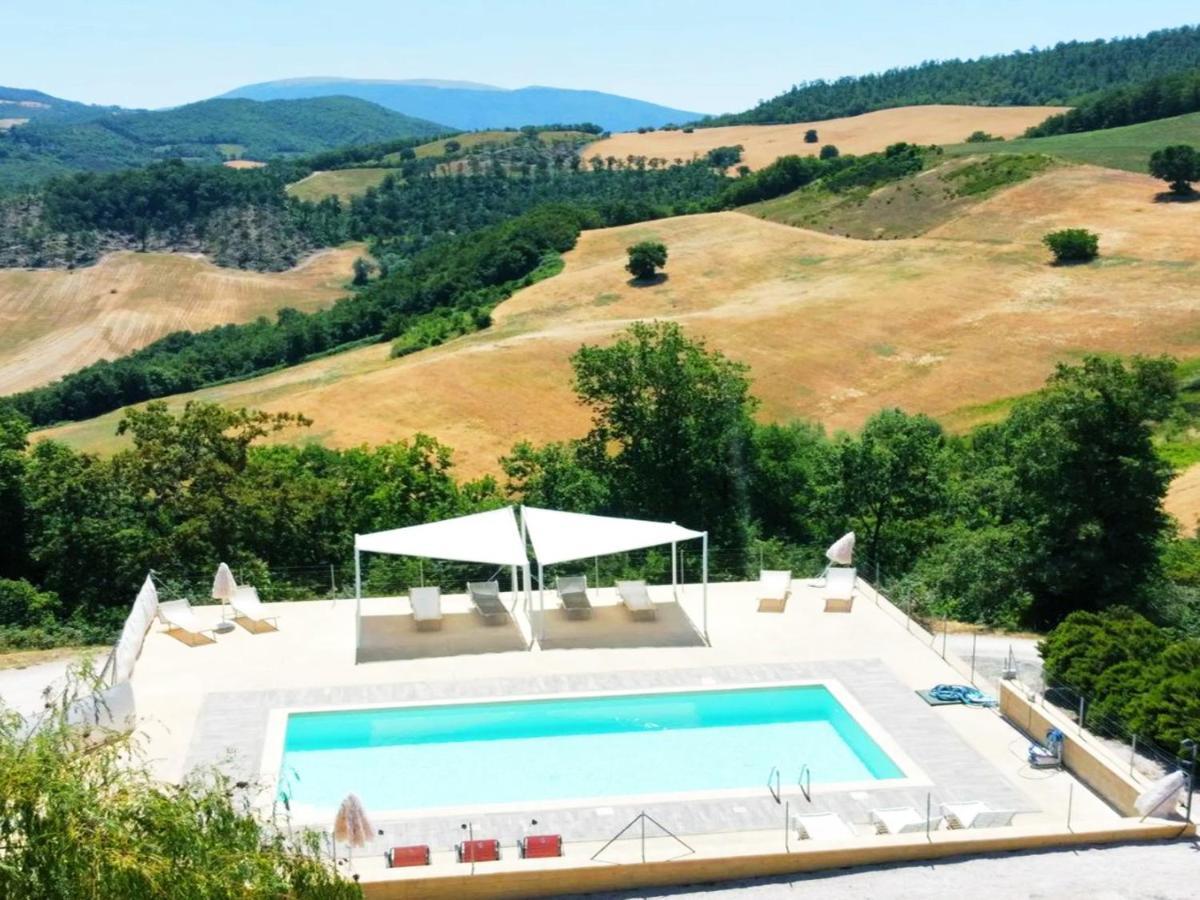 Agriturismo La Terrazza Valfabbrica ภายนอก รูปภาพ